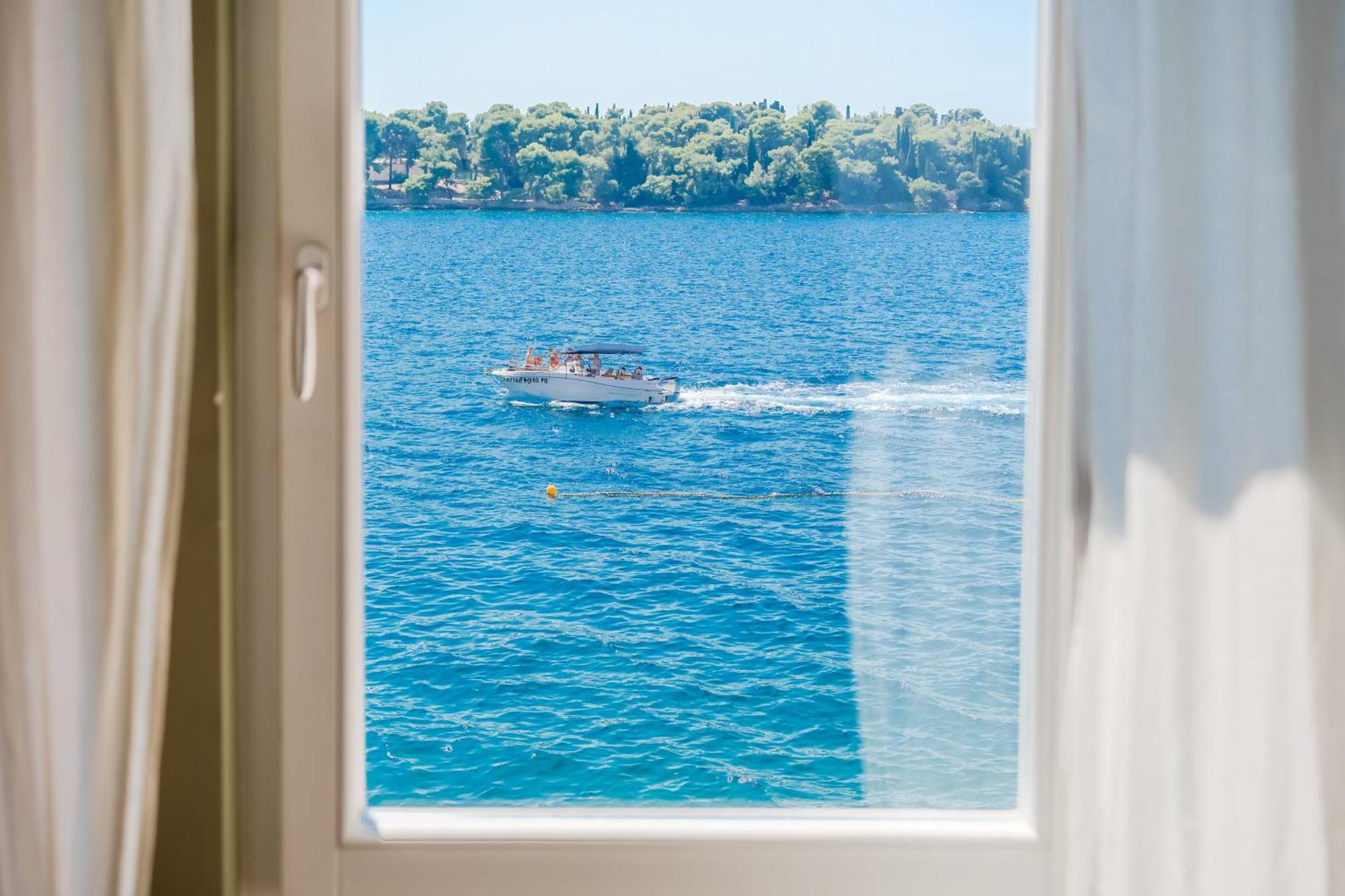 Apartment Mediterraneo Rovinj Eksteriør bilde