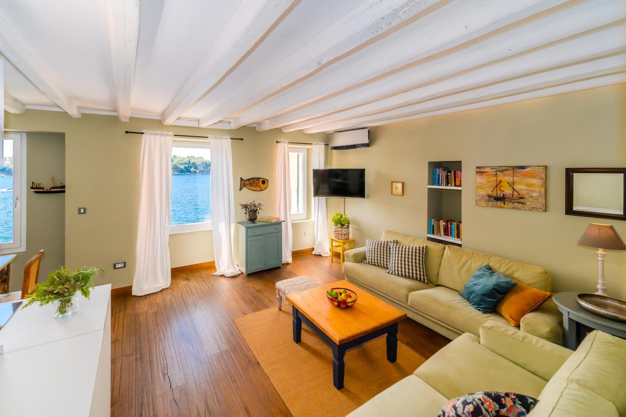 Apartment Mediterraneo Rovinj Eksteriør bilde