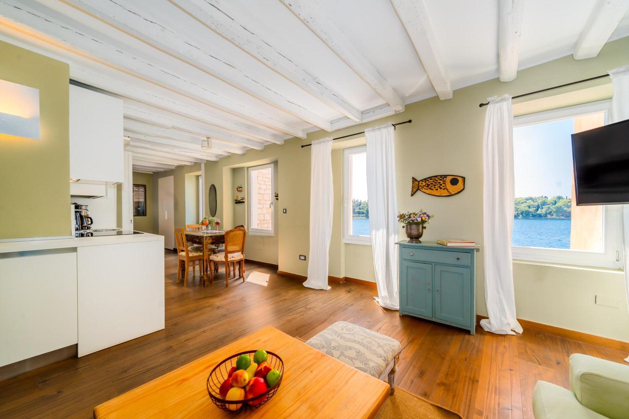 Apartment Mediterraneo Rovinj Eksteriør bilde